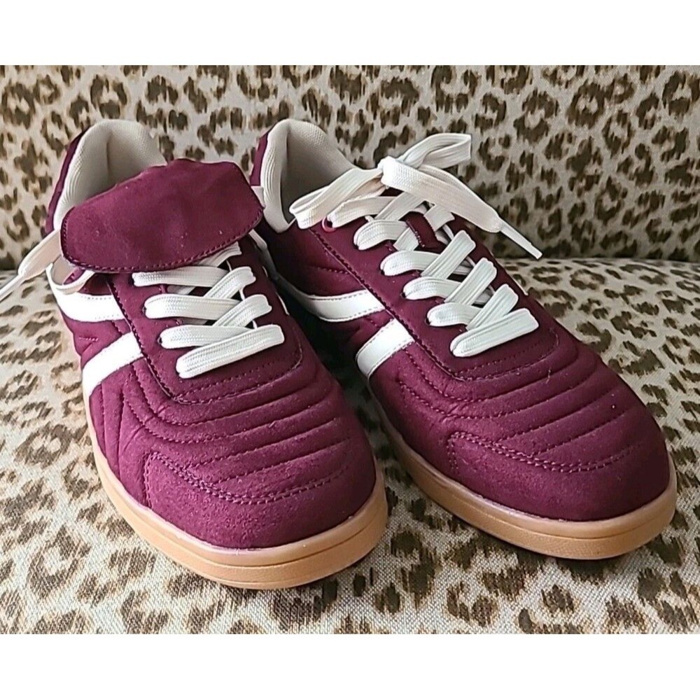 Steve Madden Madrid Foldover Sneakers Burgundy Wine Size 8.5 (8) Worn Once